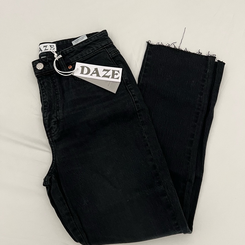 Daze Denim Skinny Straight Leg